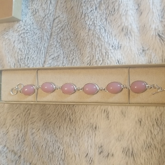 💥NEW LISTING💥 PINK CHALCEDONY 7/7.5" Bracelet with toggle clasp J#14 - Picture 1 of 7